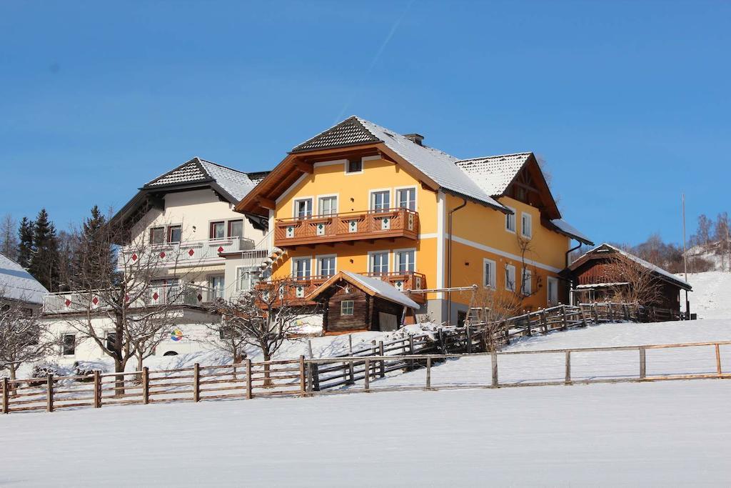 Haus Holzer Apartment Sankt Andrä im Lungau Exterior photo